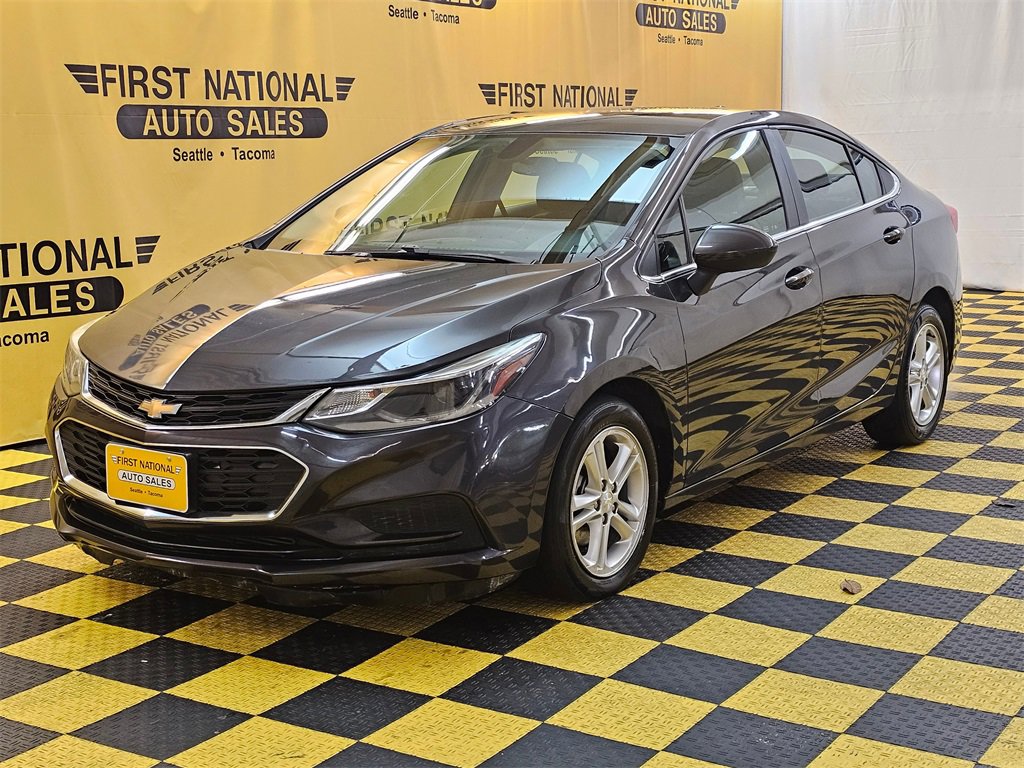 Used 2017 Chevrolet Cruze LT image 7