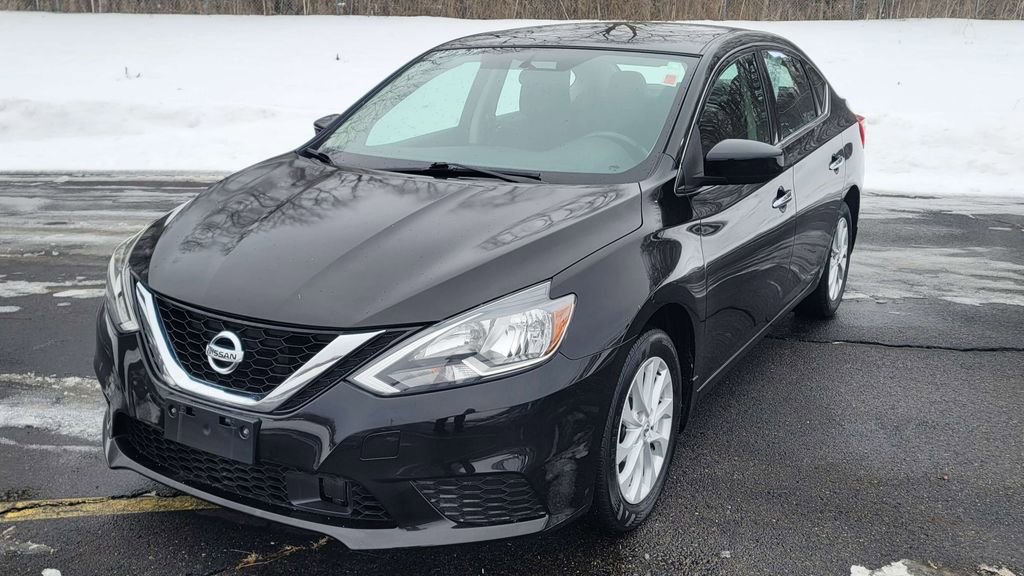 Used 2019 Nissan Sentra SV image 3