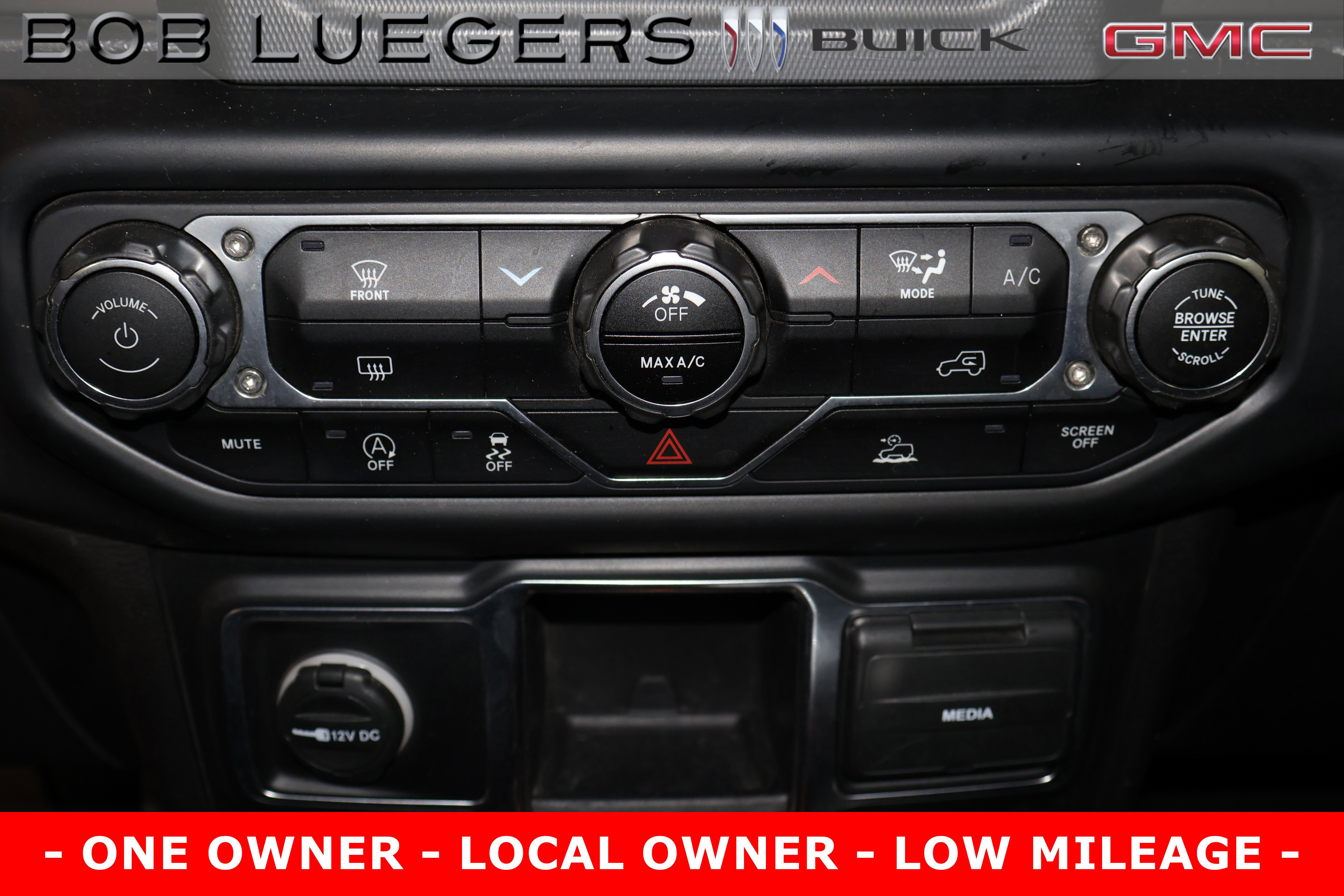 Used 2022 Jeep Wrangler Sport image 17