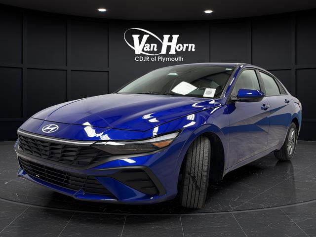 Used 2024 Hyundai Elantra SEL image 7
