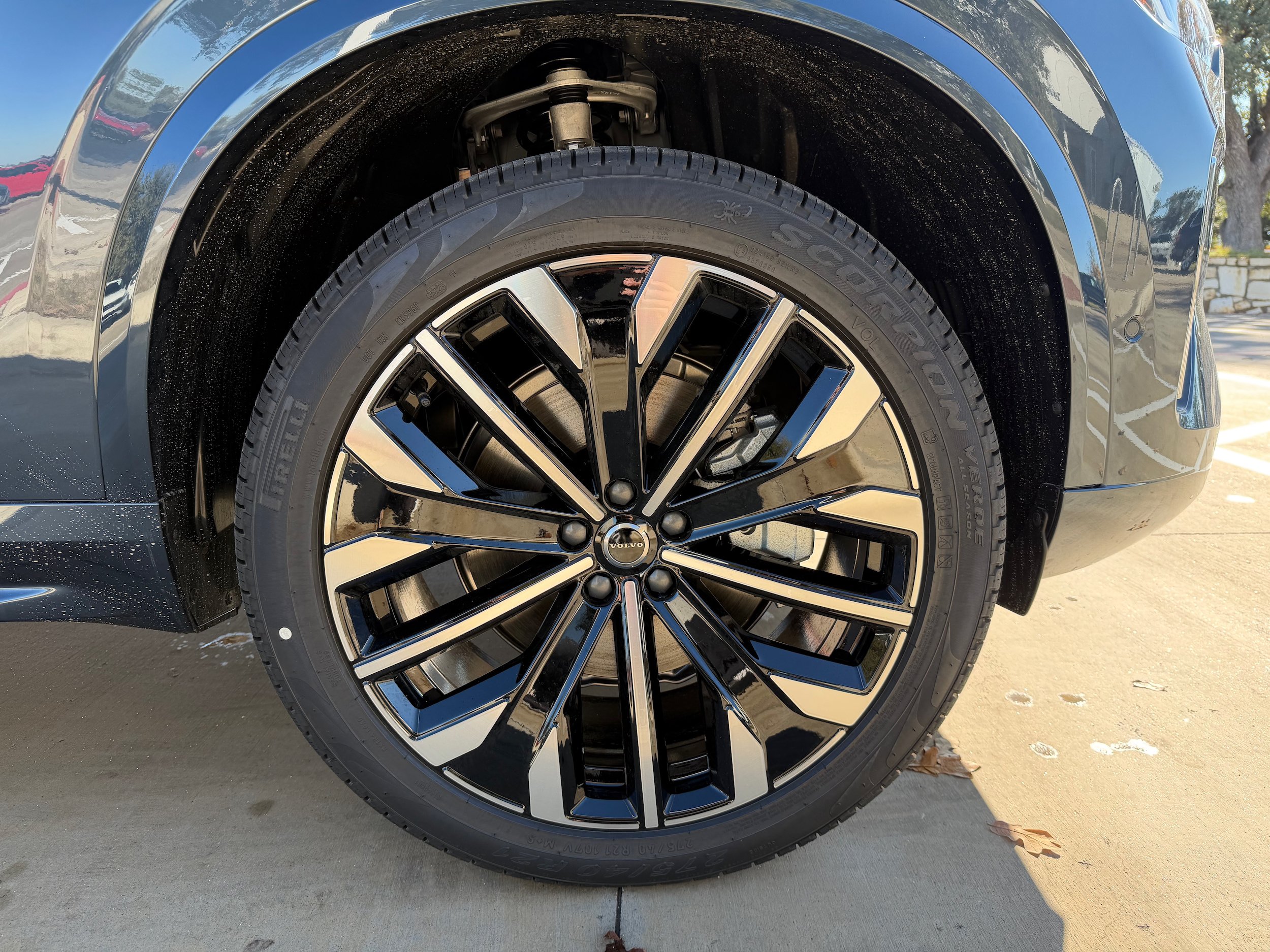 New 2026 Volvo XC90 B6 Ultra w/ Protection Package AWD/4WD image 7