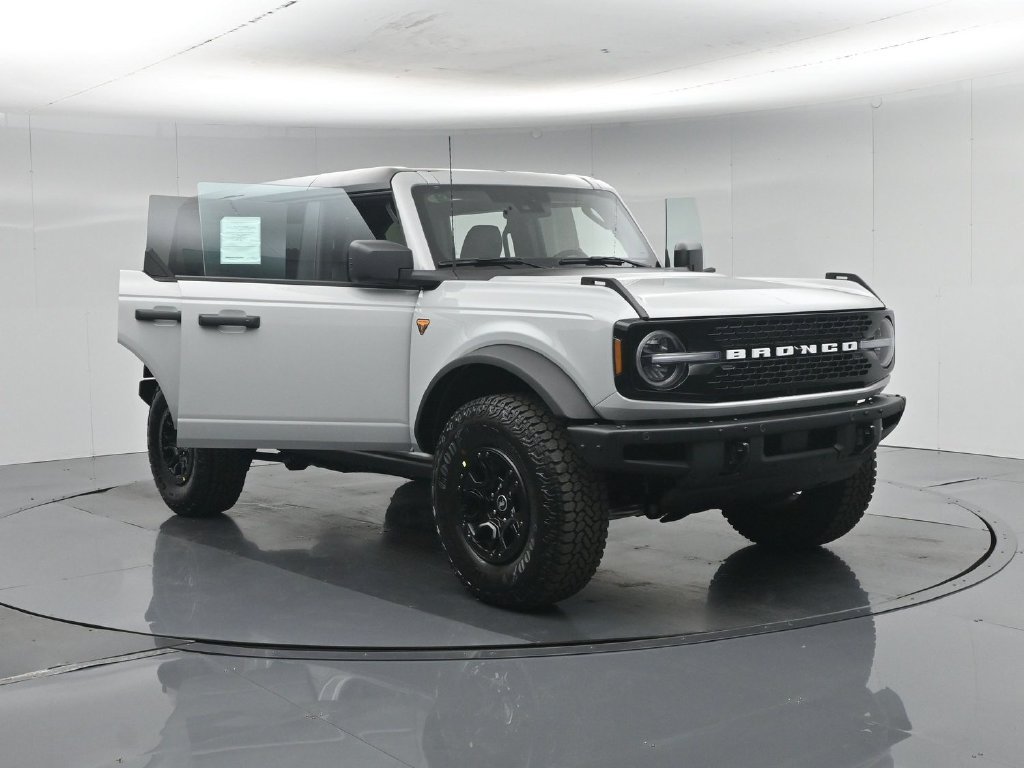 New 2026 Ford Bronco Badlands w/ Wildtrak Package AWD/4WD image 31