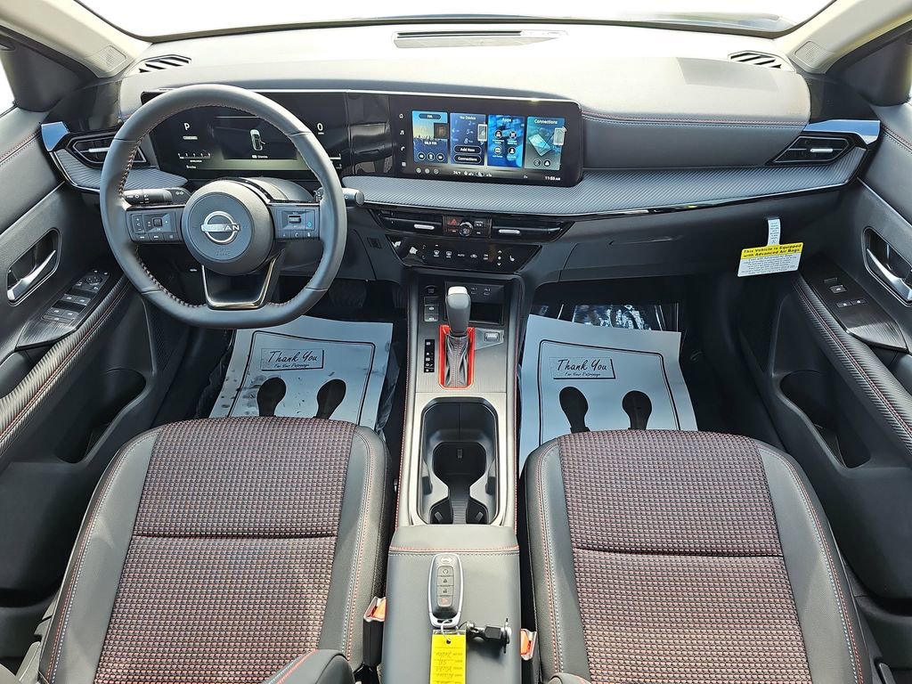 New 2026 Nissan Kicks SR w/ SR Premium Package FWD image 13
