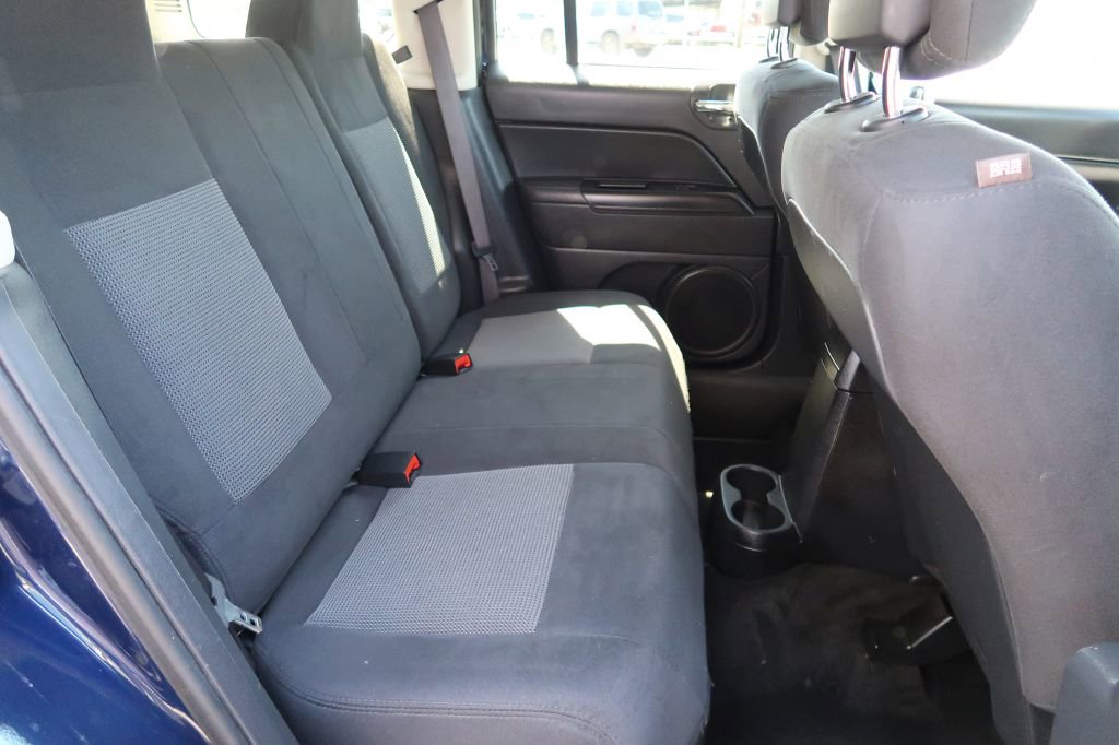 Used 2017 Jeep Patriot Sport w/ Power Value Group FWD image 8