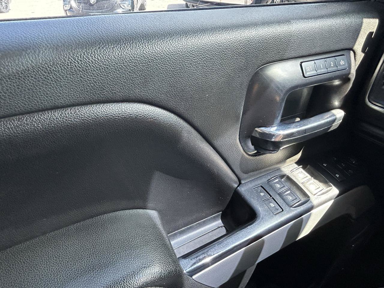 Used 2014 Chevrolet Silverado 1500 LTZ Z71 AWD/4WD image 28