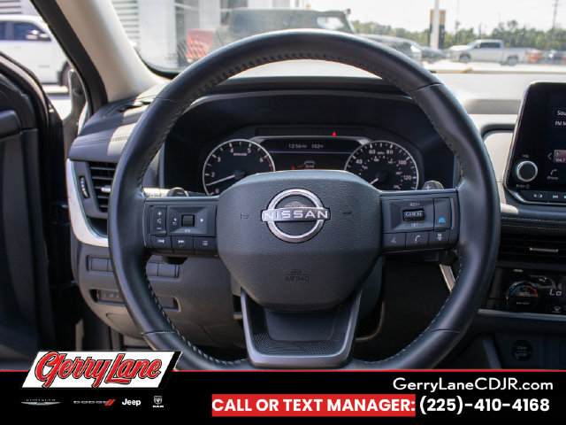 Used 2025 Nissan Rogue SV FWD image 7