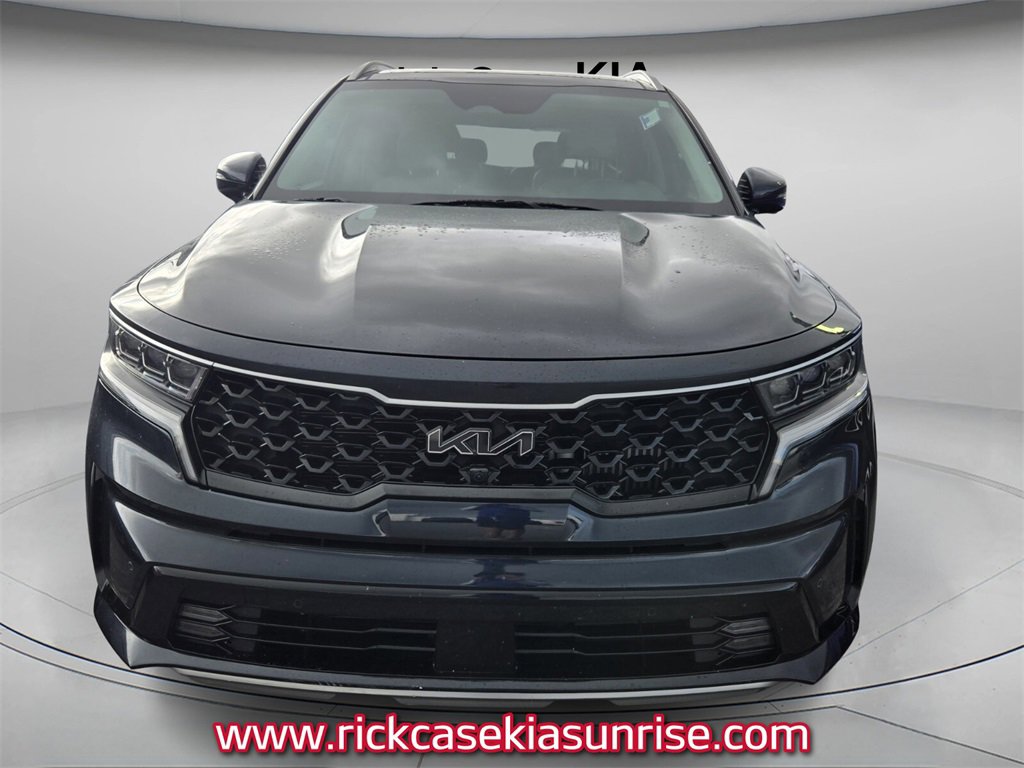 Used 2023 Kia Sorento SX Prestige image 3