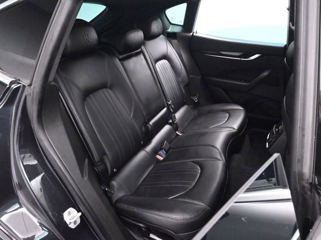 Used 2023 Maserati Levante Modena image 19