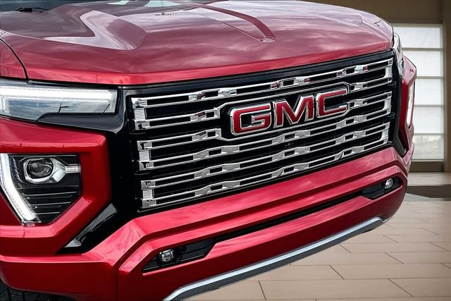 Used 2023 GMC Canyon Denali AWD/4WD image 28