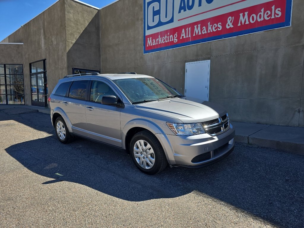 Used 2017 Dodge Journey SE w/ Flexible Seating Group image 6