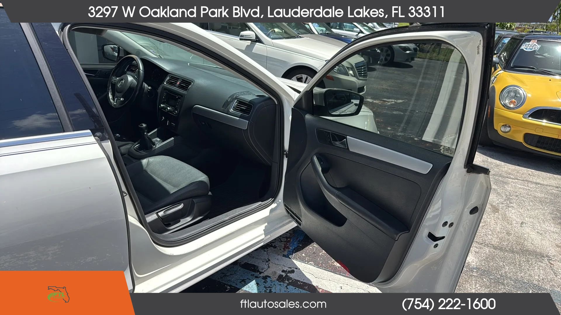 Used 2011 Volkswagen Jetta SEL image 39