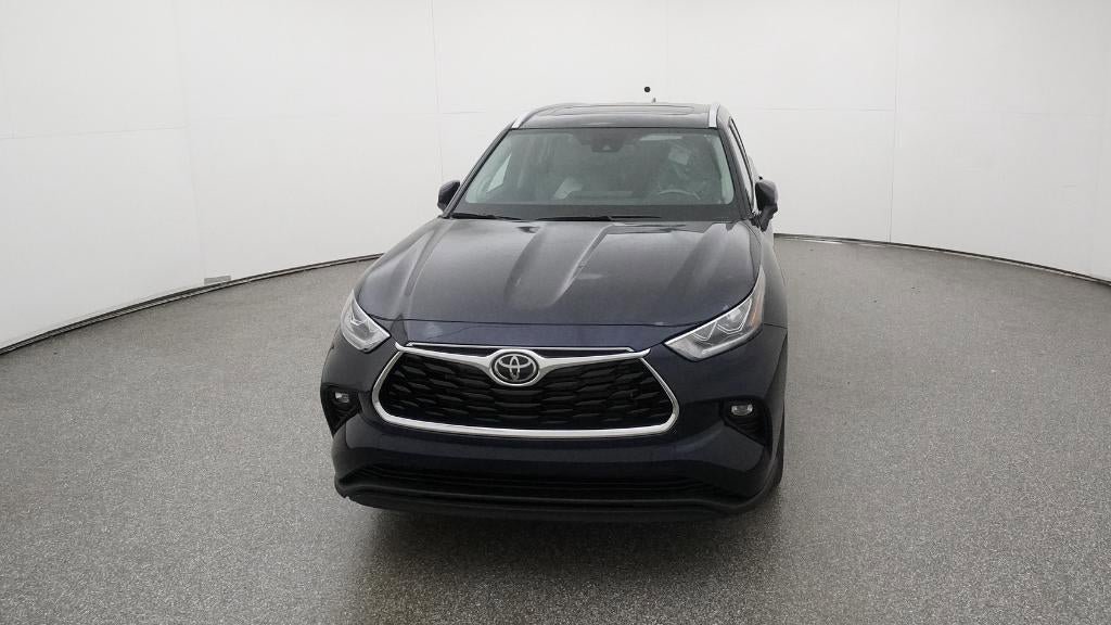 New 2026 Toyota Highlander Limited AWD/4WD image 15