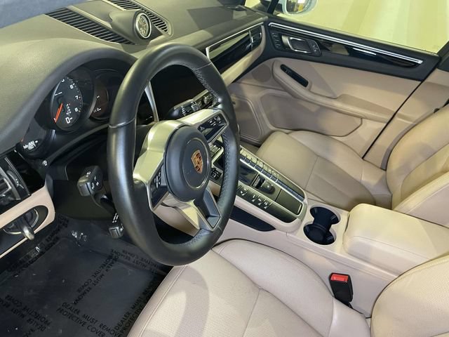 Certified 2020 Porsche Macan AWD/4WD image 4