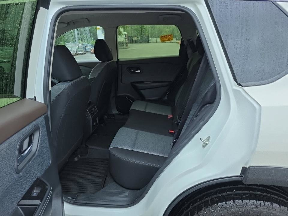 Certified 2023 Nissan Rogue SV AWD/4WD image 18