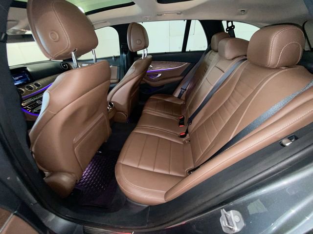 Used 2017 Mercedes-Benz E 400 4MATIC Wagon image 28