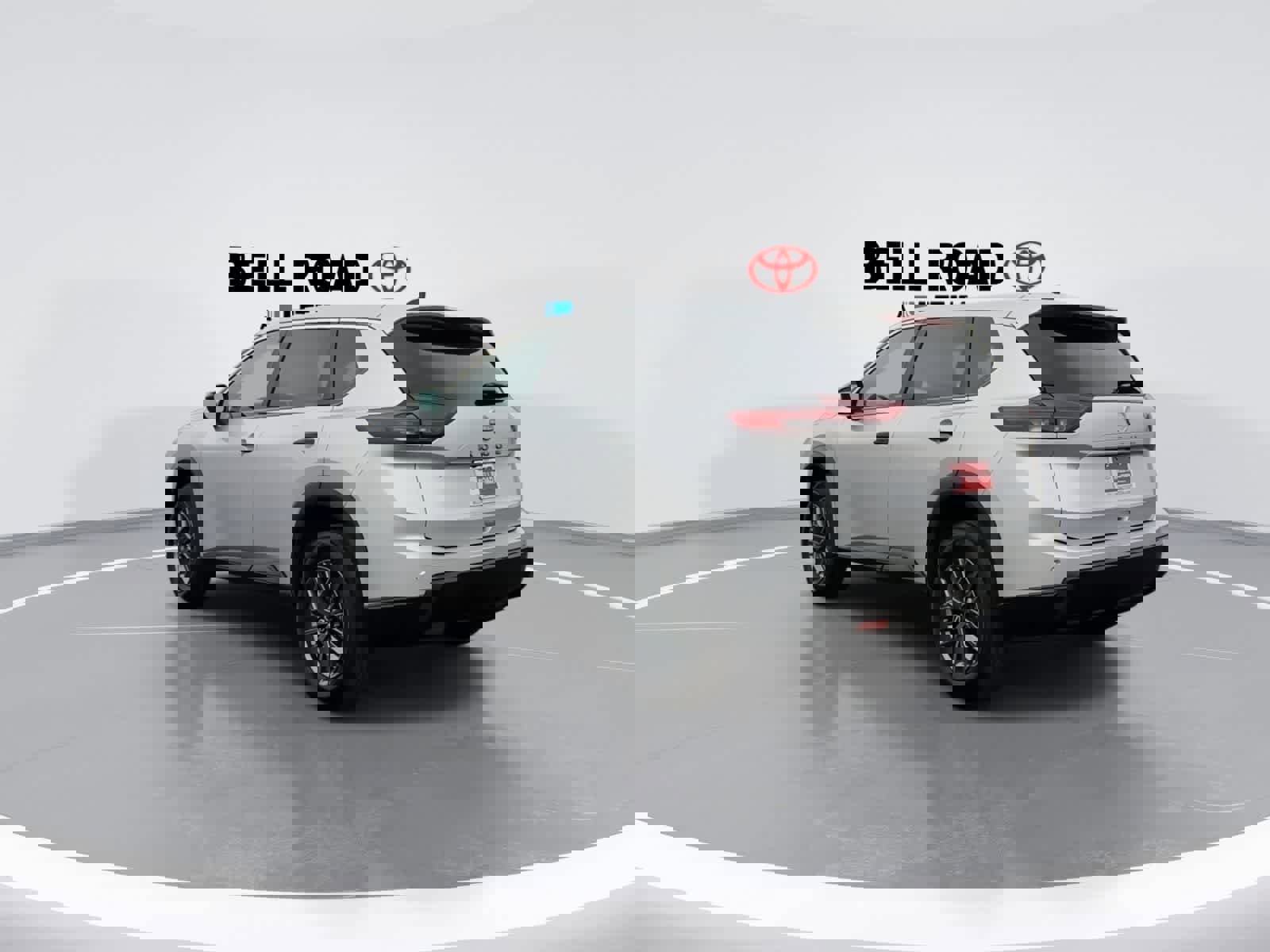 Used 2024 Nissan Rogue S image 8