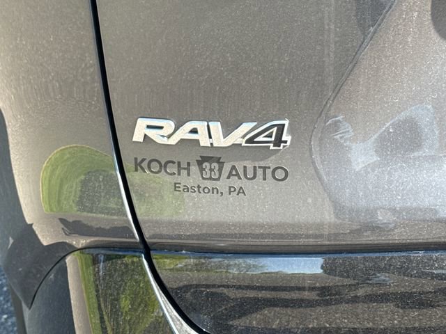 Certified 2024 Toyota RAV4 SE w/ Convenience Package AWD/4WD image 17