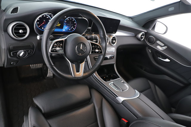 Used 2022 Mercedes-Benz GLC 300 4MATIC image 17