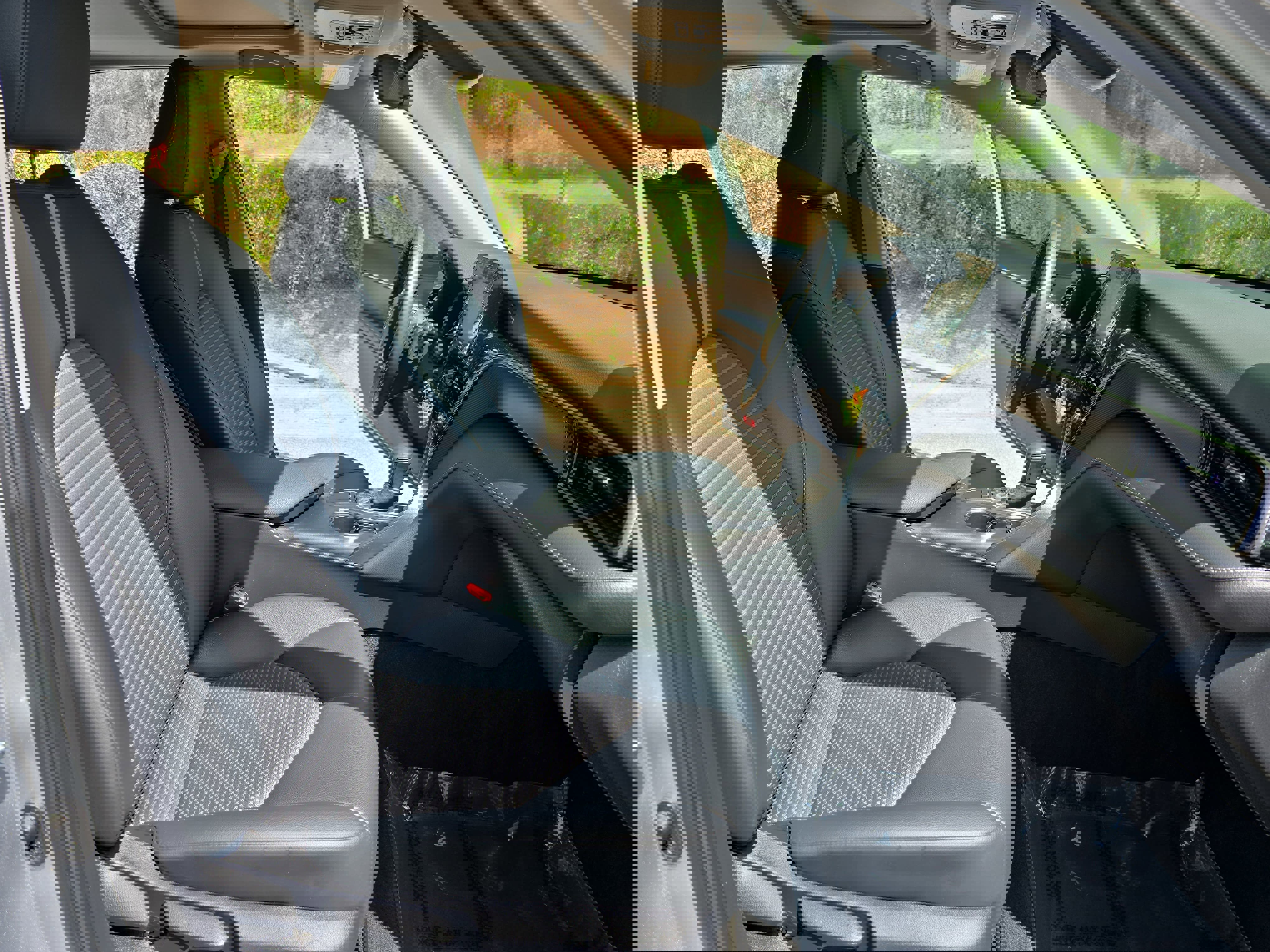 Used 2024 Toyota Camry SE image 10