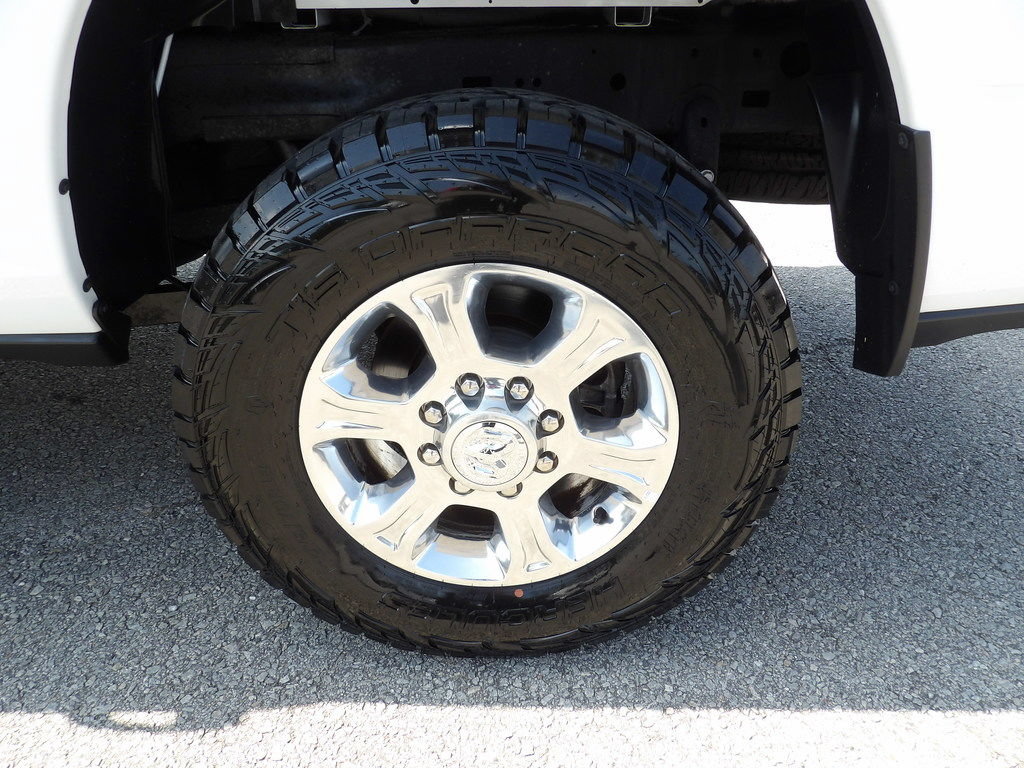 Used 2024 RAM 2500 Big Horn AWD/4WD image 57