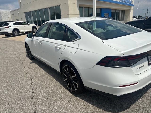 Used 2024 Honda Accord Touring image 5