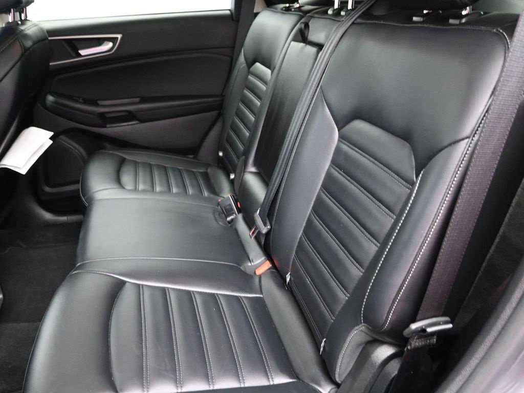 Used 2024 Ford Edge SEL image 28