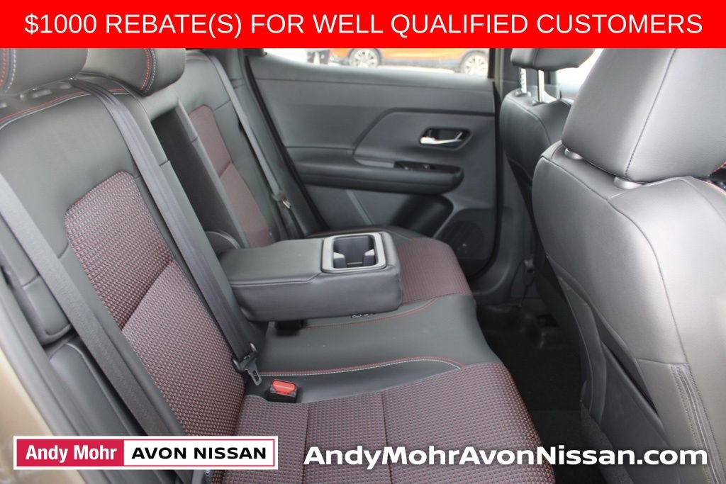 New 2026 Nissan Kicks SR image 16