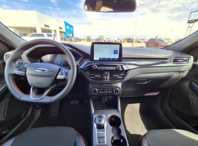 Used 2025 Ford Escape ST-Line AWD/4WD image 17