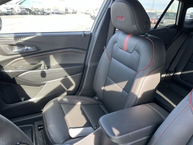 New 2026 Chevrolet Trax RS w/ Sunroof Package image 24