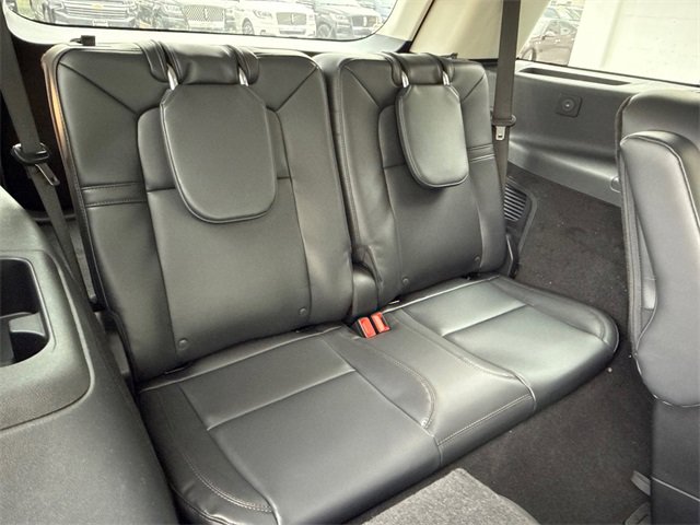 New 2026 Lincoln Aviator AWD image 11