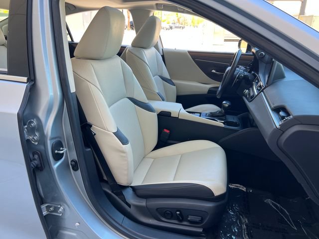 Certified 2025 Lexus ES 350 w/ Premium Package FWD image 51