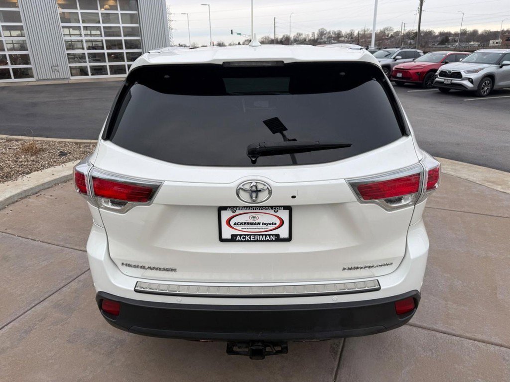 Used 2015 Toyota Highlander Limited image 9