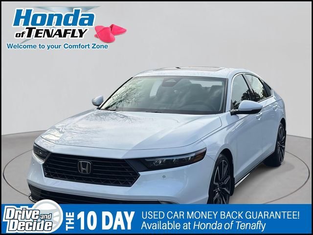 Used 2025 Honda Accord Touring image 2