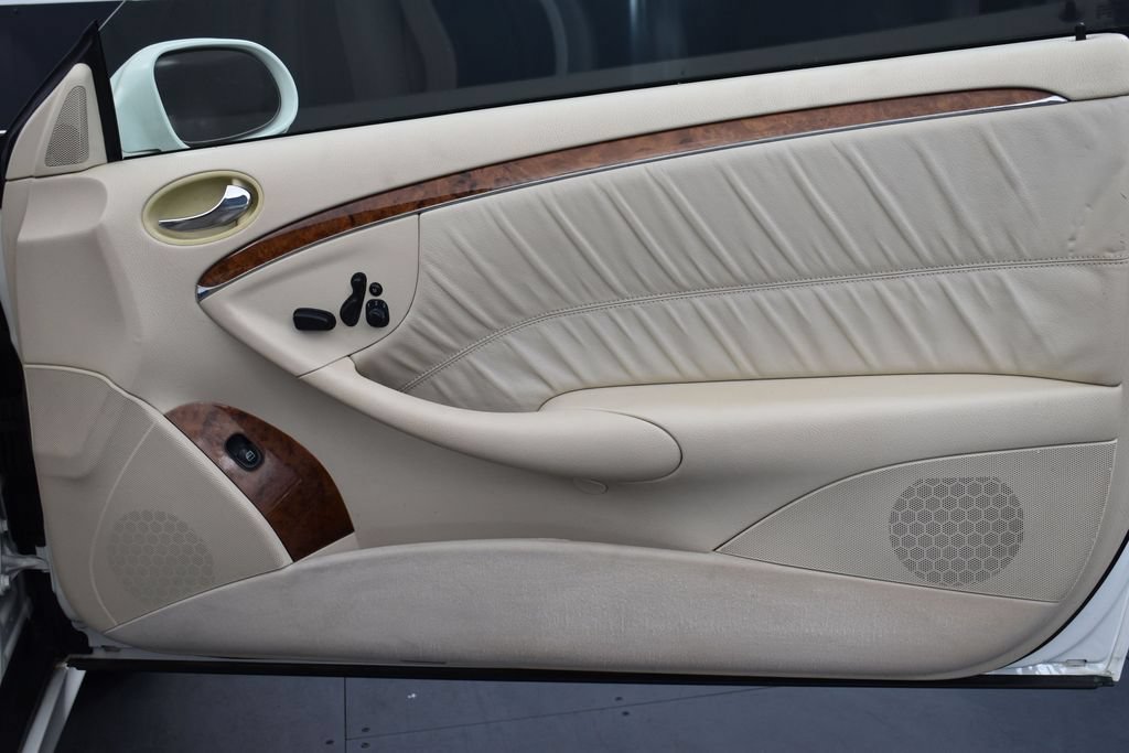 Used 2008 Mercedes-Benz CLK 350 Cabriolet image 9