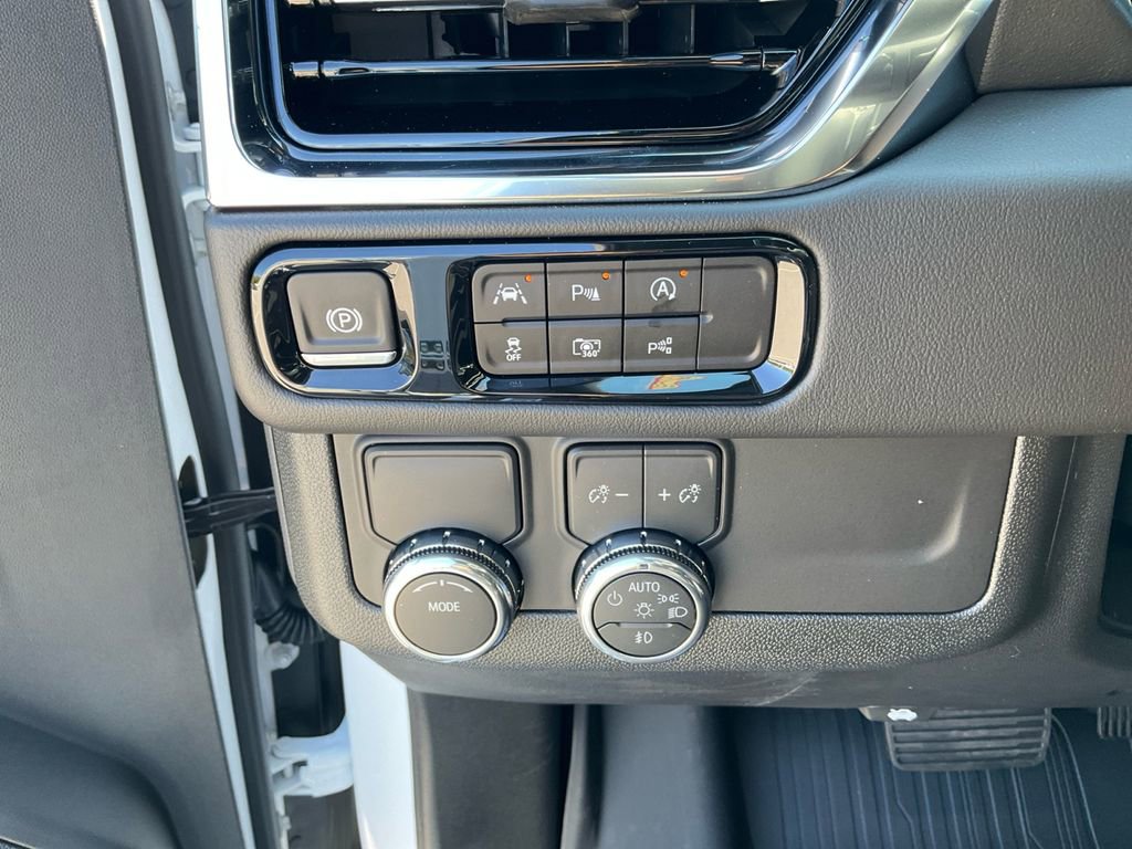 New 2026 GMC Yukon XL Elevation w/ LPO, Get Active Package image 11