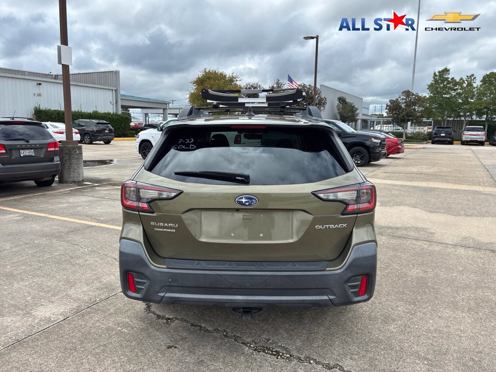 Used 2022 Subaru Outback Premium AWD/4WD image 4