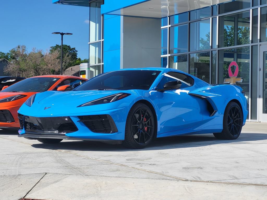 Used 2021 Chevrolet Corvette Stingray Premium Cpe w/ Z51 Performance Package RWD video 1