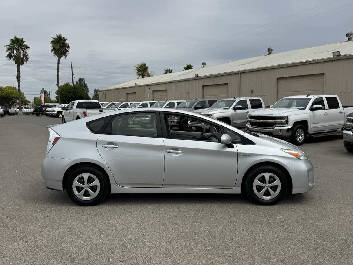 Used 2013 Toyota Prius Two FWD image 11