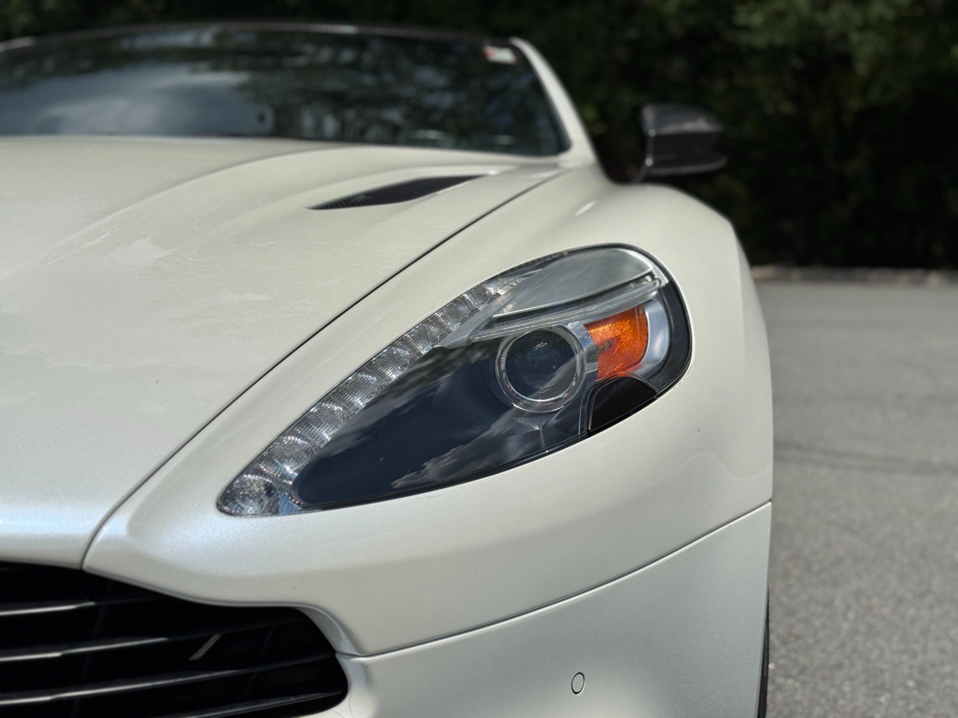 Used 2014 Aston Martin Vanquish Coupe RWD image 20