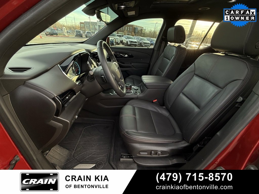 Used 2023 Chevrolet Traverse RS image 20