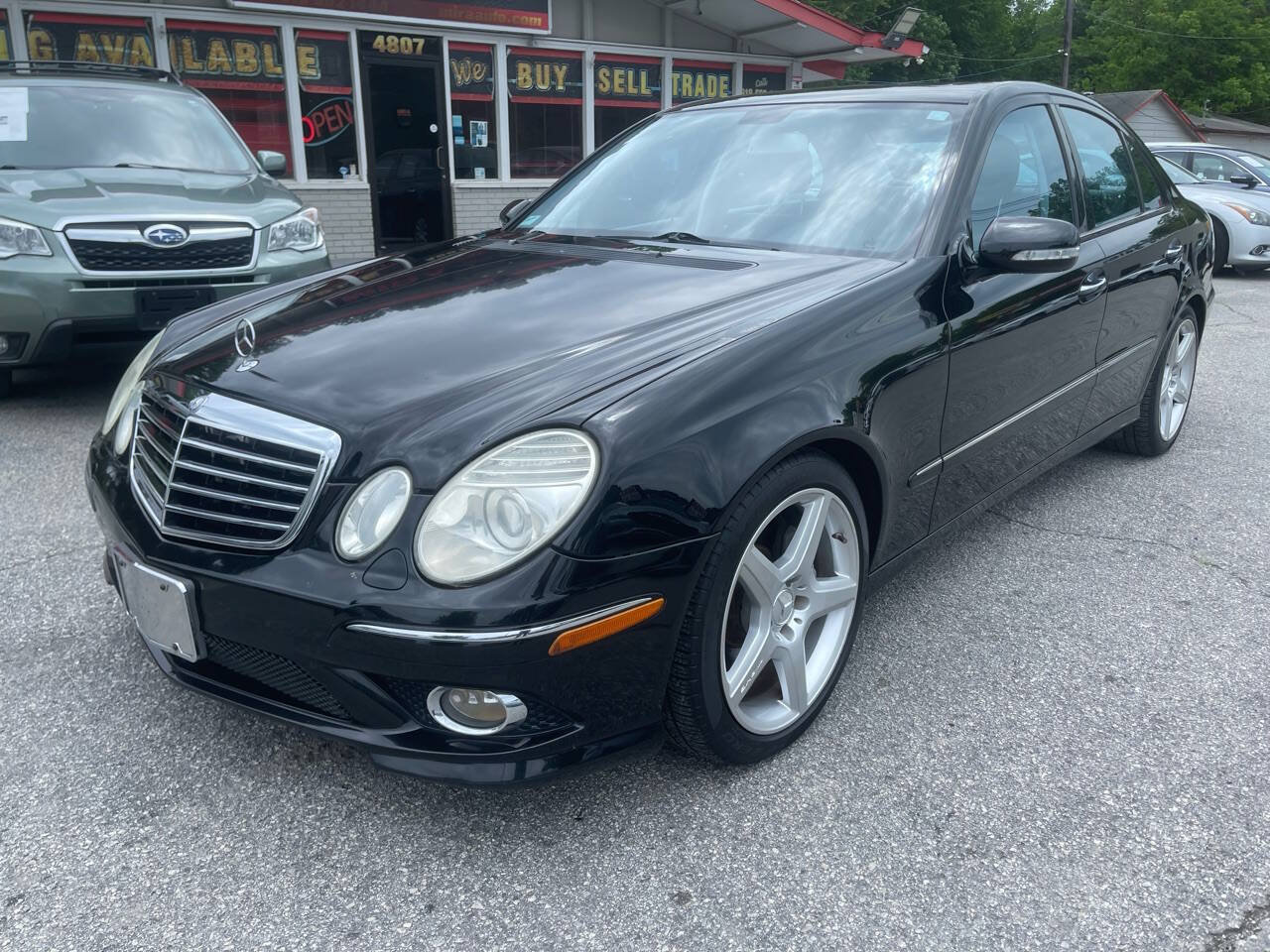 Used 2009 Mercedes-Benz E 350 Sedan image 10