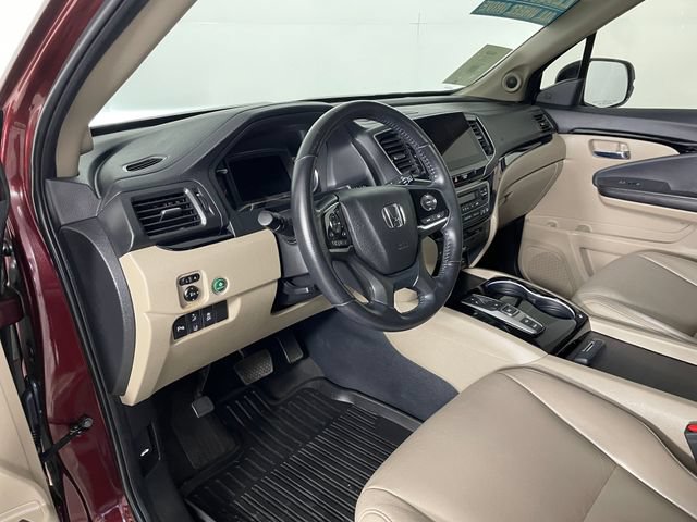Used 2021 Honda Pilot Touring image 3