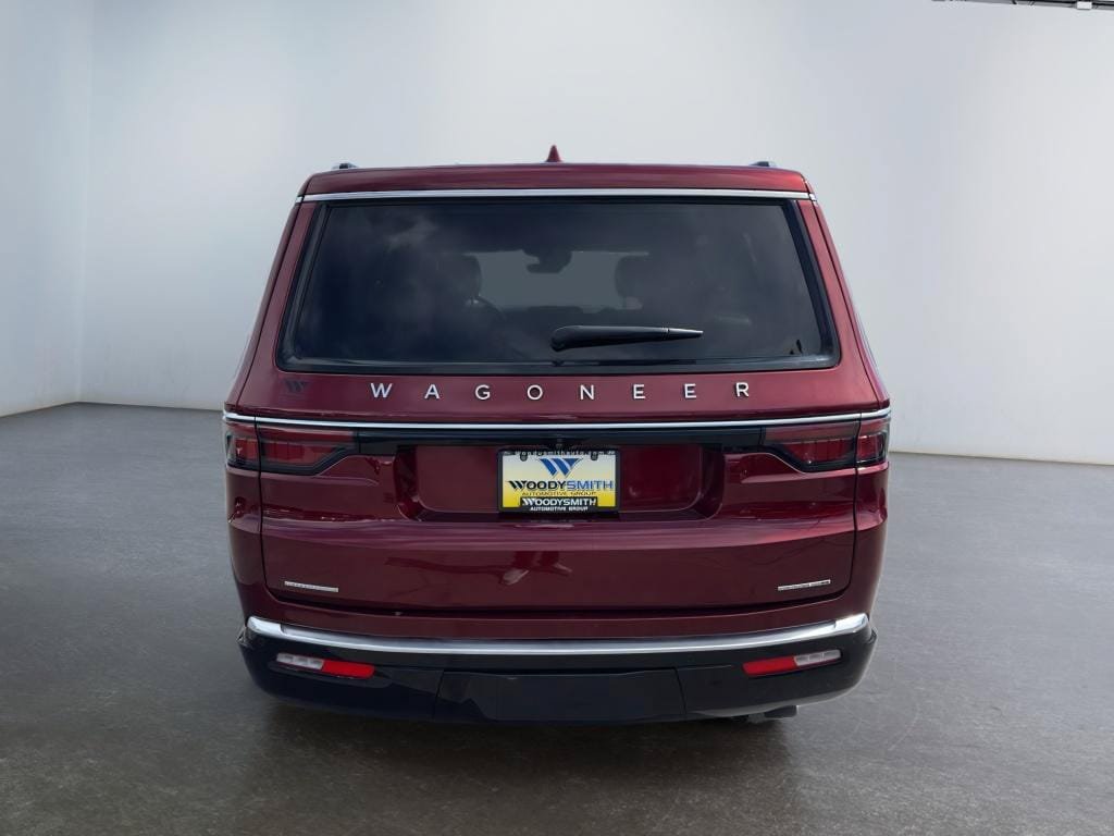 Used 2022 Jeep Wagoneer Series II w/ Convenience Group I AWD/4WD image 4