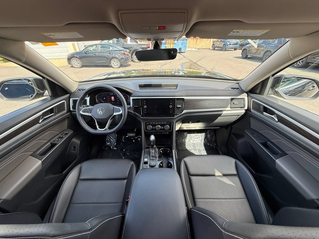 Used 2023 Volkswagen Atlas SE w/ Black Wheel Package AWD/4WD image 20