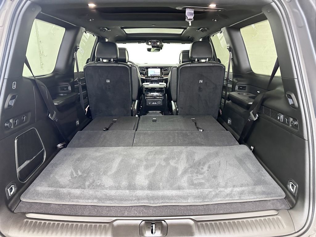 Certified 2024 Jeep Wagoneer Series II w/ Convenience Group I image 21