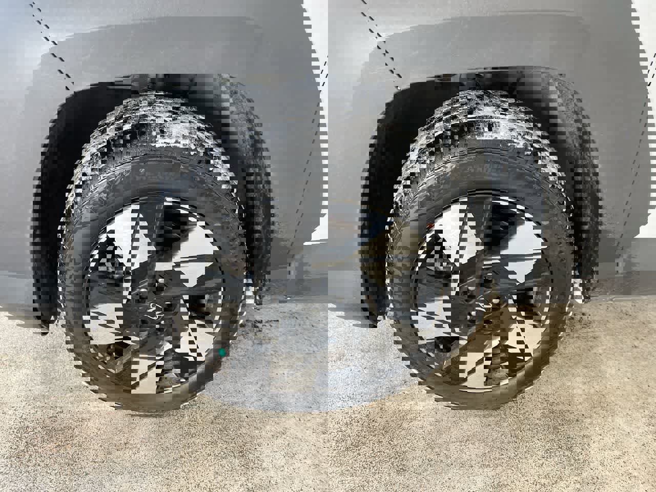 Used 2025 Hyundai Kona SEL image 10