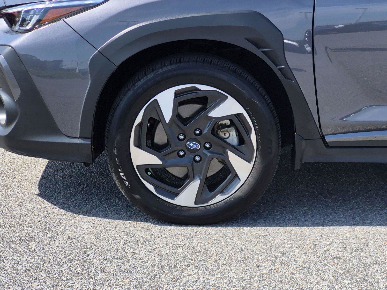 Certified 2025 Subaru Crosstrek 2.5i Limited w/ Crosstrek Mirror Package AWD/4WD image 9