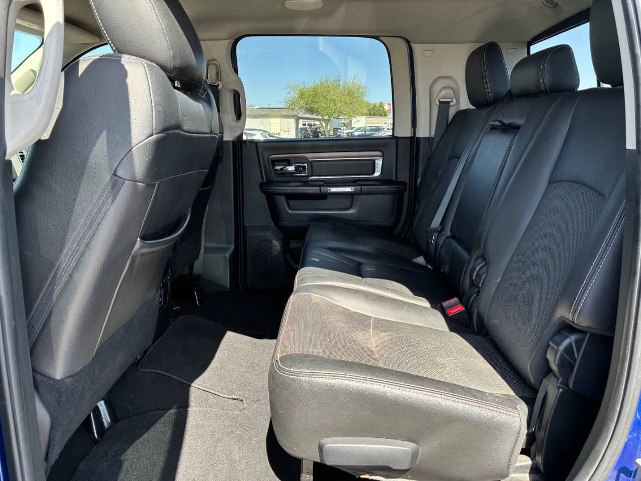 Used 2014 RAM 2500 Laramie w/ Convenience Group AWD/4WD image 16