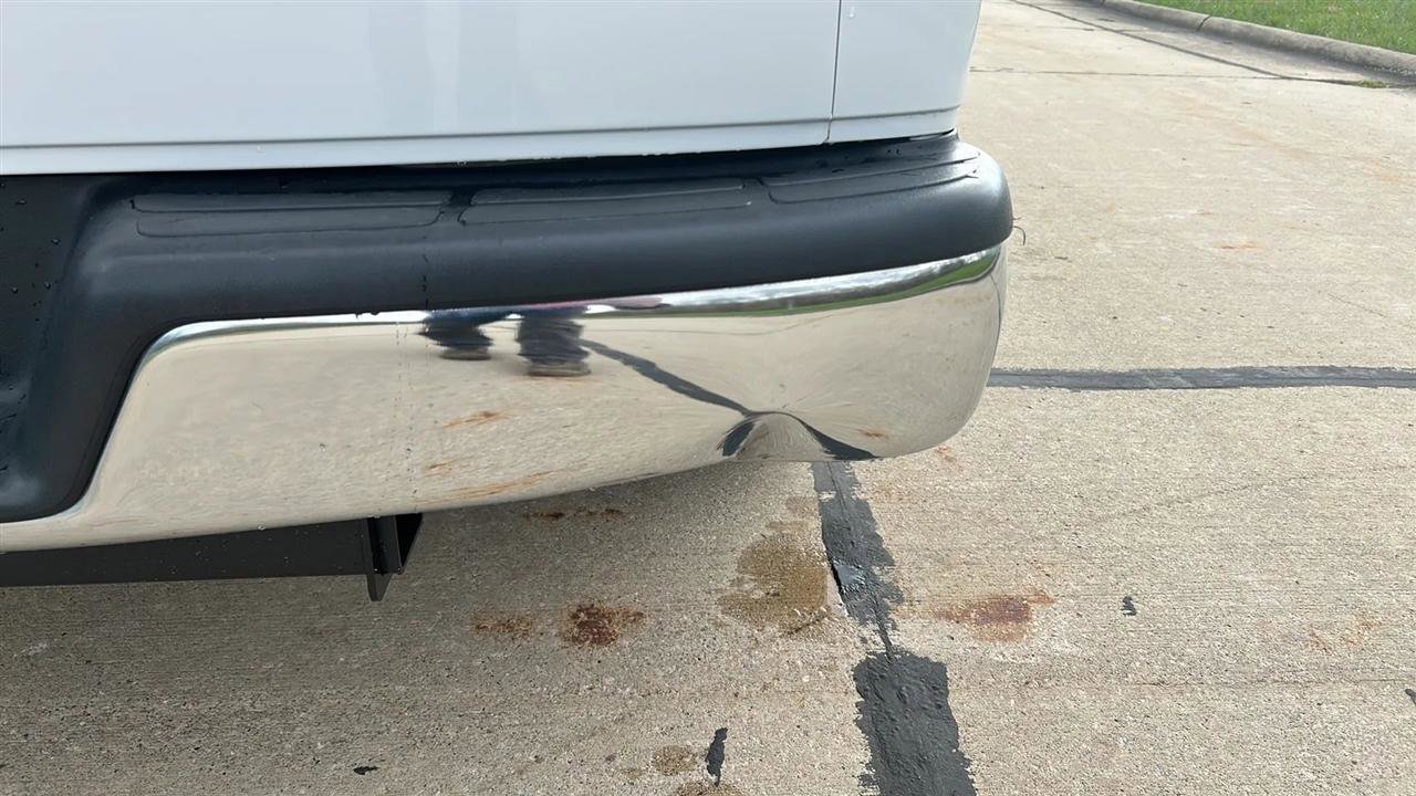 Used 2018 Chevrolet Express 3500 LT w/ LT Preferred Equipment Group RWD image 9