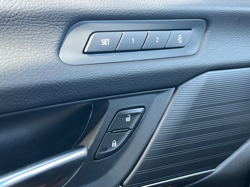 Used 2025 Cadillac CT4 Premium Luxury image 24